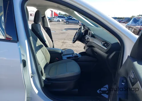 2022 Ford Escape S from USA, damaged, VIN 1FMCU9F69NUB50766